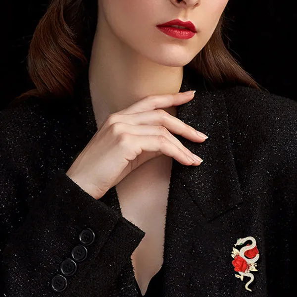 Cài Áo Nữ Meri Nhành Hoa Ngọc Trai BR629 Màu Vàng