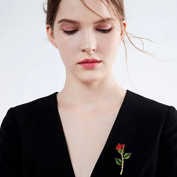 Cài Áo Nữ Meri Red Rose Màu Đỏ Hồng