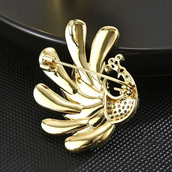 Cài Áo Nữ Meri Blue Peacock BR600 Màu Xanh Blue