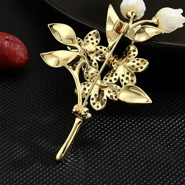 Cài Áo Nữ Meri Nhành Hoa Ngát Hương BR637 Màu Vàng