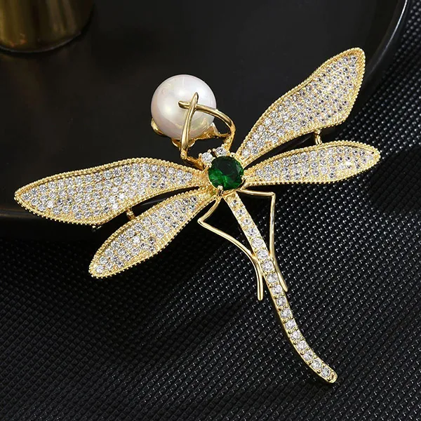 Cài Áo Nữ Meri Pearl Butterfly BR601 Màu Vàng