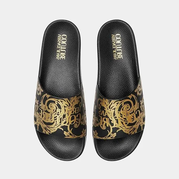 Dép Nam Versace Jeans Couture Black Logo Gold Printed 74YA3SQ4 ZS365 G89 Màu Đen Vàng