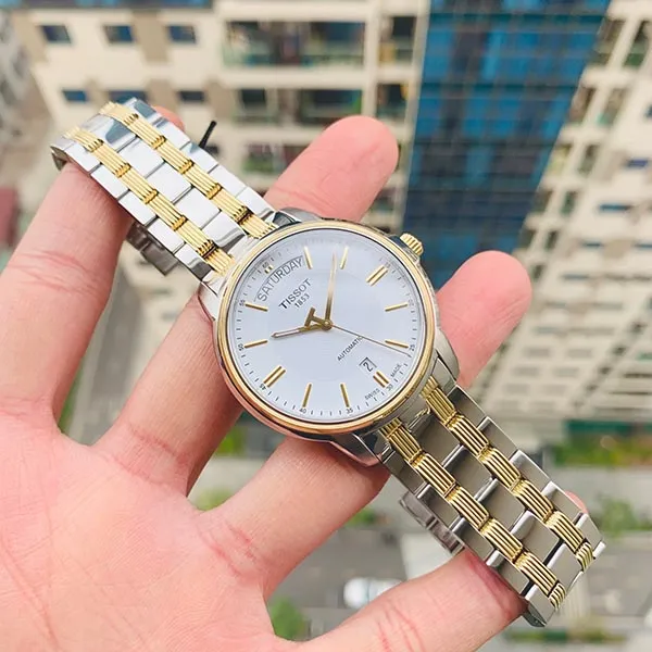 Đồng Hồ Nam Tissot Automatic III Day Date T065.930.22.031.00 Màu Trắng Bạc