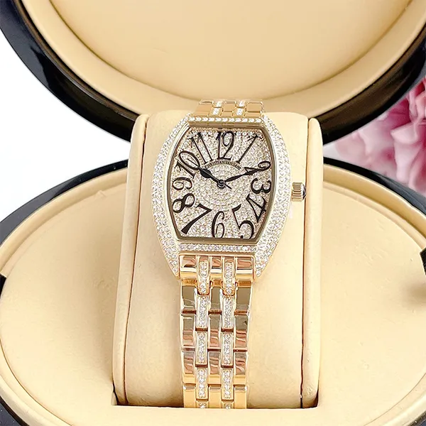 Đồng Hồ Nữ Christian Van Sant Elegant Sparkle Quartz Watch CV0261 Màu Vàng Gold