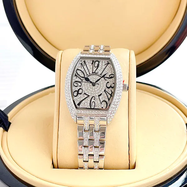 Đồng Hồ Nữ Christian Van Sant Quartz Elegant CV0260 Màu Bạc