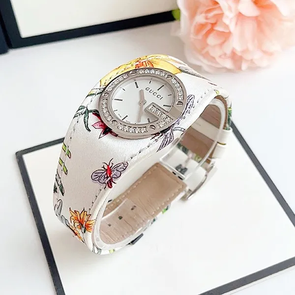 Đồng Hồ Nữ Gucci U Play Case 35mm Màu Trắng Họa Tiết