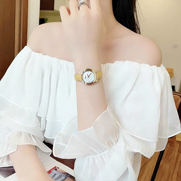 Đồng Hồ Nữ Salvatore Ferragamo Gancino Stainless Yellow Leather Watch FAP040016 Màu Vàng