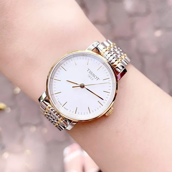 Đồng Hồ Nữ Tissot Everytime T109.210.22.031.00 Màu Bạc