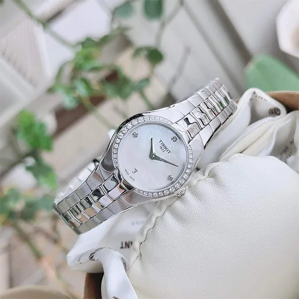 Đồng Hồ Nữ Tissot T-Round Diamond MOP T096.009.61.116.00 Màu Bạc