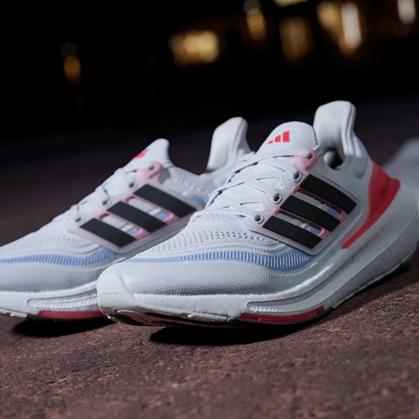 Giày Thể Thao Adidas Ultraboost Light HQ6351 Phối Màu Size 40.5