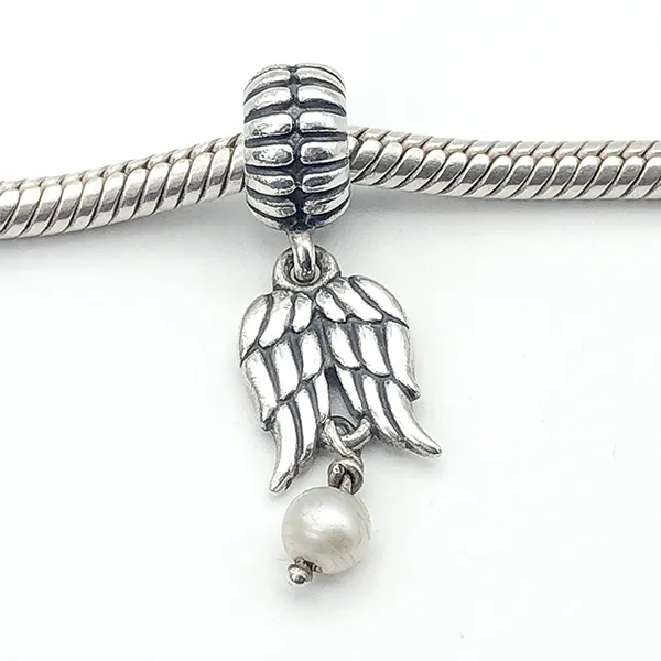 Hạt Vòng Charm Pandora Guardian Angel Dangle Charm 790975P Màu Bạc