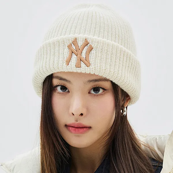 Mũ Len MLB Beanie New York Yankees 3ABNM0736-50CRS Màu Trắng