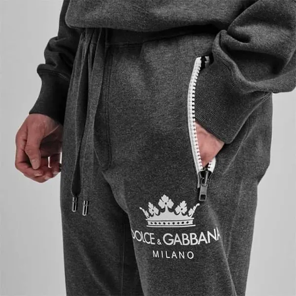 Quần Nỉ Nam Dolce & Gabbana D&G Jogger Milano Logo GYASAT Màu Xám Size 46
