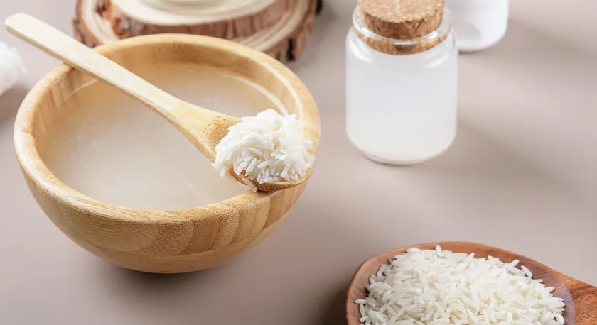 Cách rửa mặt bằng nước vo gạo để có làn da trắng mịn tự nhiên - 2