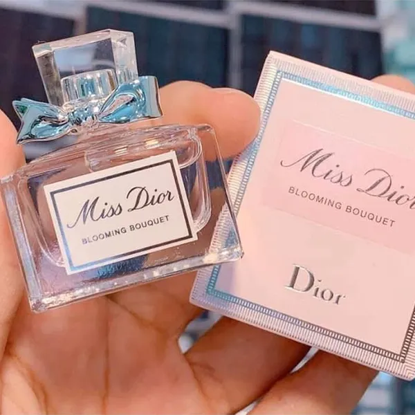 Set Nước Hoa Nữ Dior Mini Miss Dior La Collection 4 Món (4×5ml)