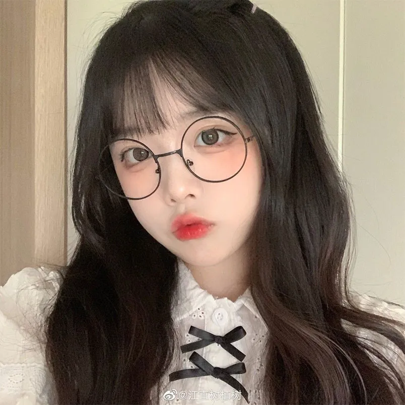 Hình Ảnh Gái Xinh Sự Đa Dạng và Quyến Rũ