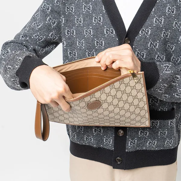 Túi Cầm Tay Nam Gucci Supreme Canvas Interlocking GG Pouch Màu Be Nâu