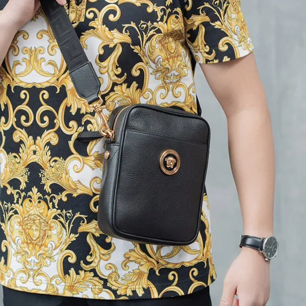 Túi Đeo Chéo Nam Versace Leather Messenger Bag 1002885_1A02187 Màu Đen