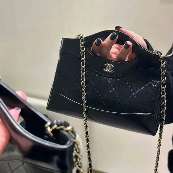 Túi Đeo Chéo Nữ Chanel 24C 31 Mini Nano Bag Màu Đen