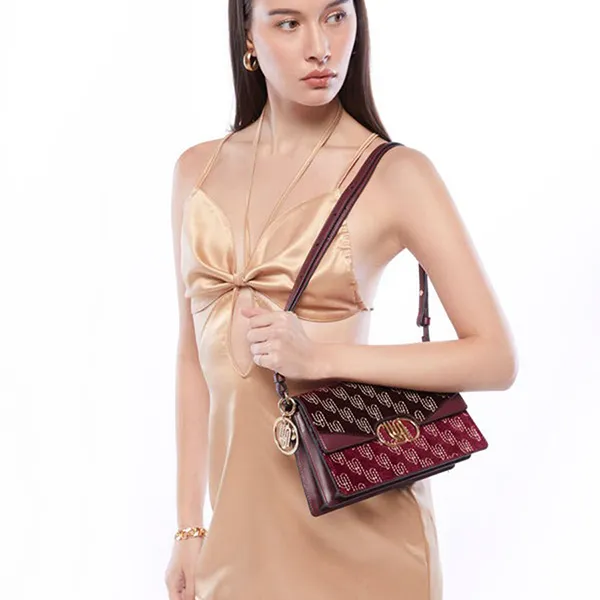 Túi Đeo Chéo Nữ Lyn Infinite Meya (EM) M Crossbody Bags LL23MBF276 Màu Đỏ