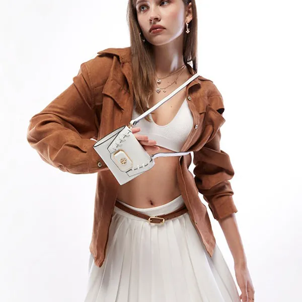Ví Nữ Lyn Yoanna Short Wallets On Chain LL23FWF103 White Màu Trắng