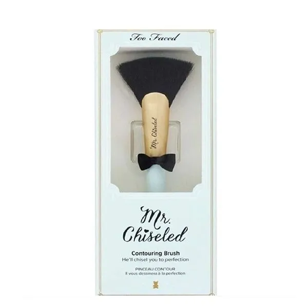 Combo Trang Điểm Too Faced 3 Món (Son Melted Matte Liquified, Phấn Bắt Sáng Highlighting Palette, Cọ Trang Điểm Mr. Chiseled Contouring Brush)