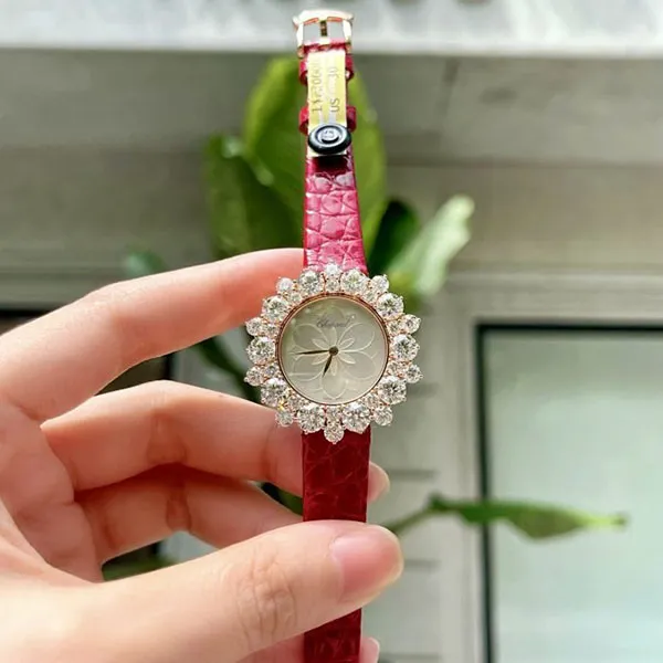 Đồng Hồ Nữ Chopard L’heure Du Diamant 13A379-5016 36.7mm Màu Đỏ Trắng