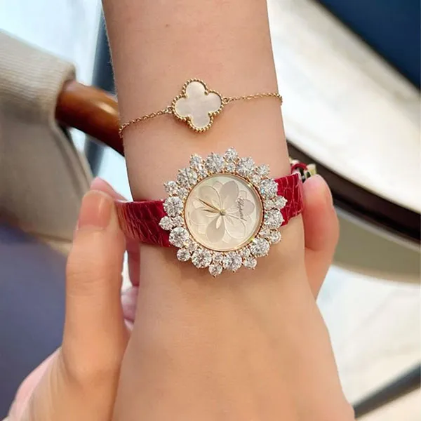Đồng Hồ Nữ Chopard L’heure Du Diamant 13A379-5016 36.7mm Màu Đỏ Trắng