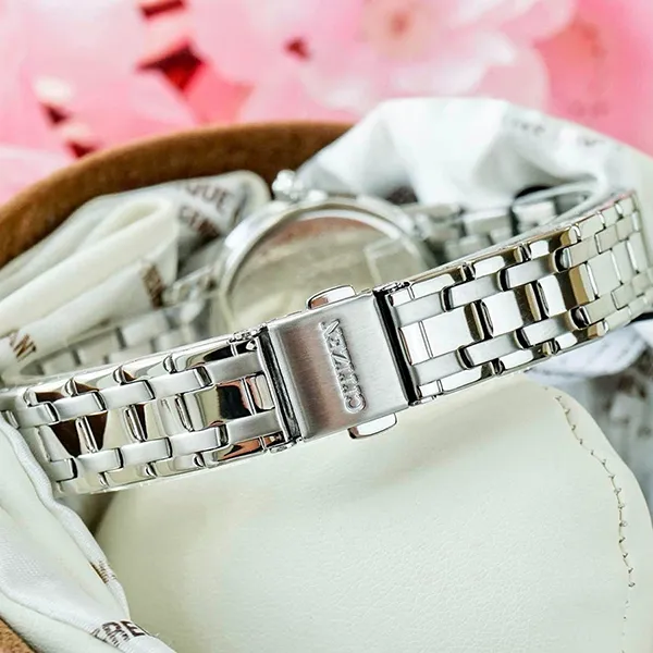 Đồng Hồ Nữ Citizen Eco-Drive FE1180-57D Màu Trắng Bạc