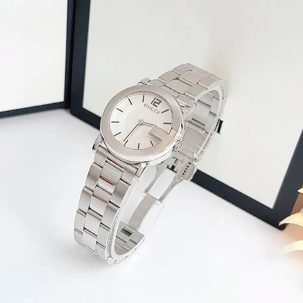 Đồng Hồ Nữ Gucci G Round 101J Case 29mm Màu Bạc Trắng