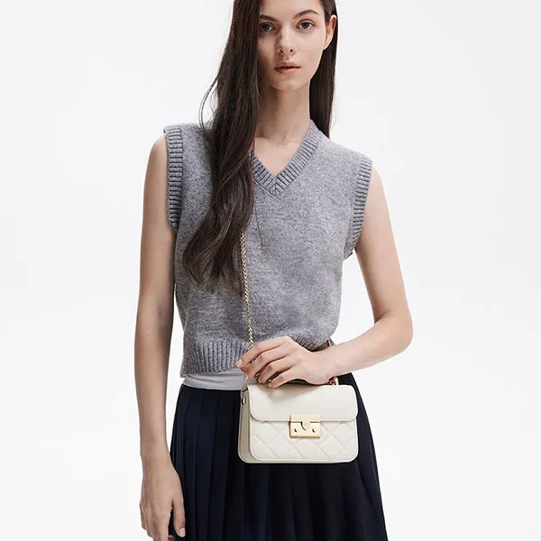 Túi Đeo Chéo Nữ Charles & Keith CNK Quilted Push-Lock Chain Handle Bag Ivory 80701360 Màu Kem - Túi xách - Vua Hàng Hiệu