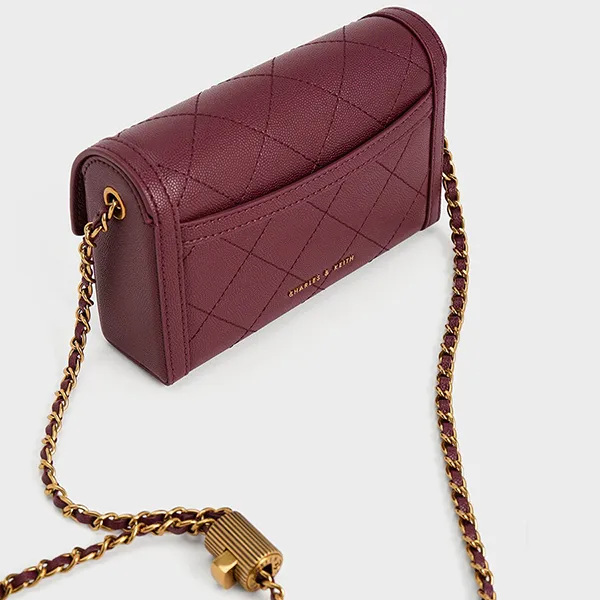 Túi Đeo Chéo Nữ Charles & Keith CNK Tallulah Quilted Push-Lock Clutch Burgundy 70701372 Màu Đỏ Tía