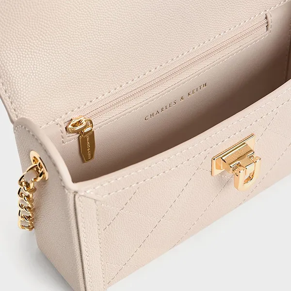 Túi Đeo Chéo Nữ Charles & Keith CNK Tallulah Quilted Push-Lock Clutch Oat CK2-70701372 Màu Trắng Sữa