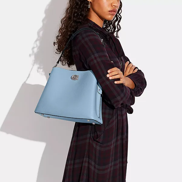 Túi Đeo Chéo Nữ Coach Willow Shoulder Bag In Colorblock C2590 Màu Xanh Dương