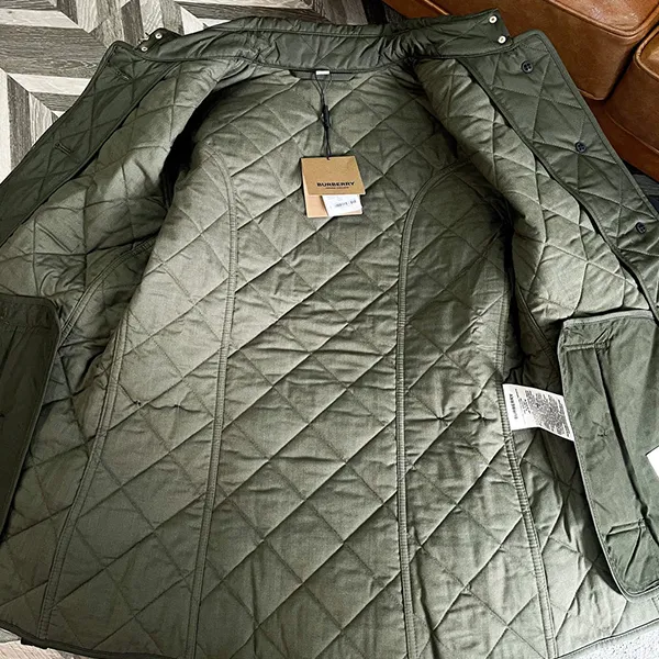 Áo Khoác Nữ Burberry Frankby Quilted Jacket Màu Xanh Bộ Đội