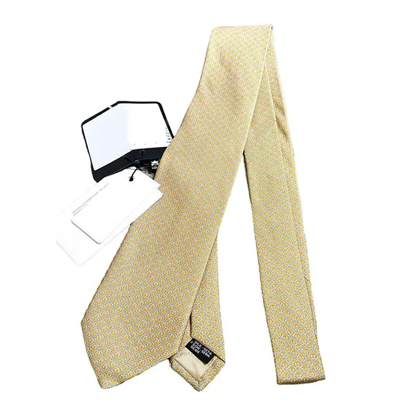 Cà Vạt Nam Salvatore Ferragamo Print Silk Tie Họa Tiết Màu Vàng - Thời trang - Vua Hàng Hiệu