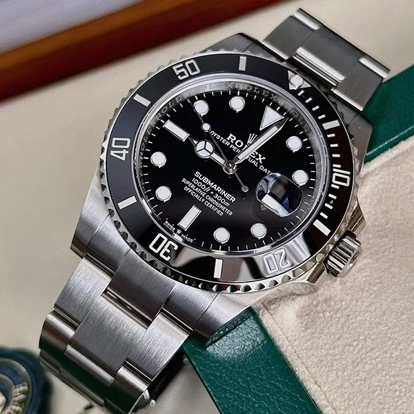 Đồng Hồ Nam Rolex Submariner Date 126610LN Màu Bạc
