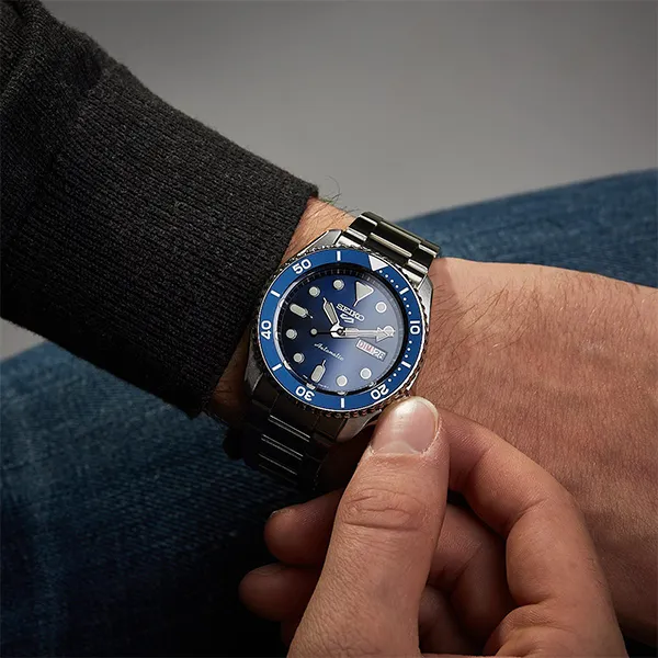 Đồng Hồ Nam Seiko 5 Sport SRPD51K1 Màu Bạc Xanh Lam