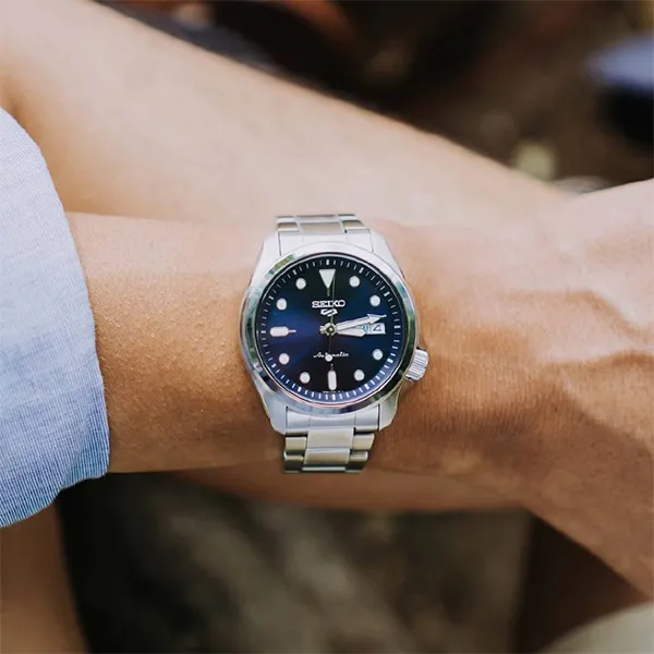 Đồng Hồ Nam Seiko 5 Sport SRPE53K1 Màu Bạc Xanh Lam