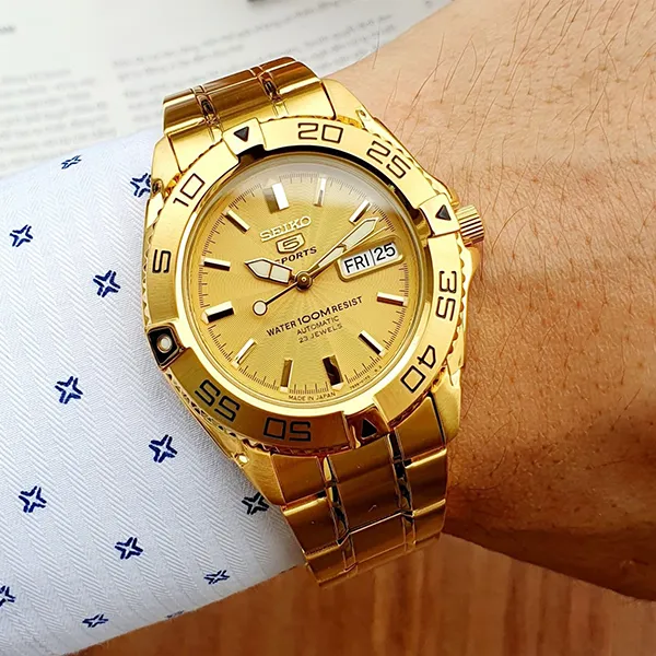 Đồng Hồ Nam Seiko 5 Sports SNZB26J1 Màu Vàng Gold