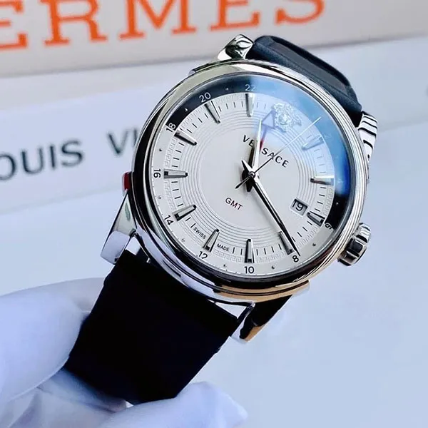 Đồng Hồ Nam Versace Quartz VEV300119 GMT Vintage 42mm Màu Đen Trắng