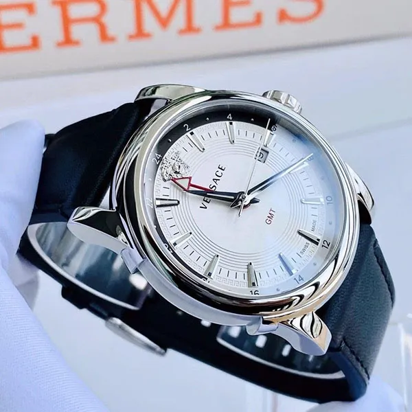 Đồng Hồ Nam Versace Quartz VEV300119 GMT Vintage 42mm Màu Đen Trắng
