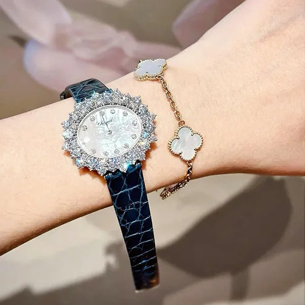 Đồng Hồ Nữ Chopard L’Heure Du Diamant Oval Medium Size 36mm Màu Đen