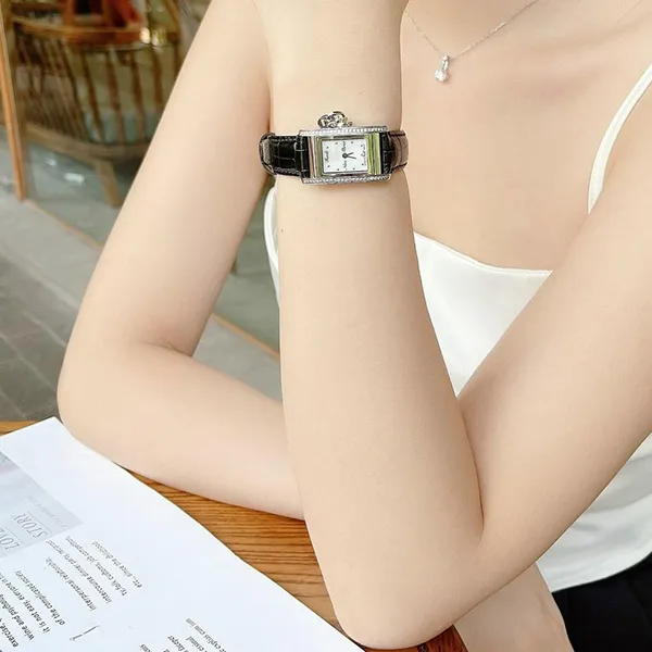 Đồng Hồ Nữ Fendi Diamond Lady Watch Màu Đen Bạc - Đồng hồ - Vua Hàng Hiệu
