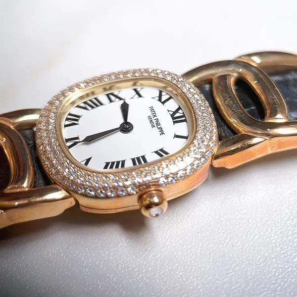 Đồng Hồ Nữ Patek Philippe Lady Golden Ellipse Màu Đen