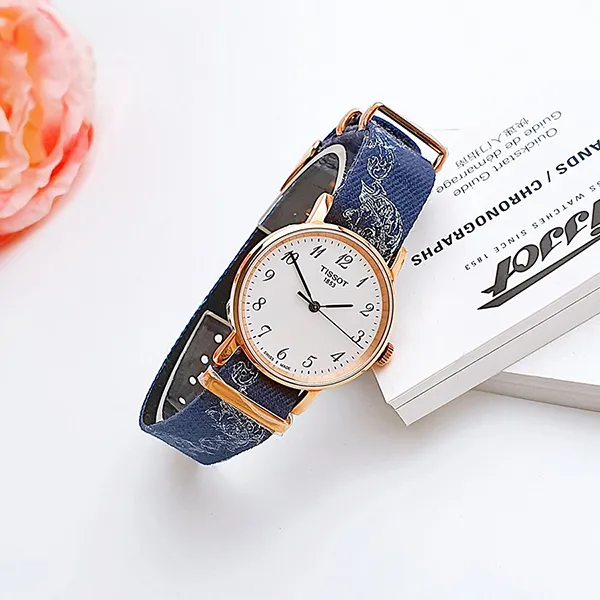 Đồng Hồ Nữ Tissot T-Classic Everytime Silver Dial Ladies Watch T1092103803200 Phối Màu