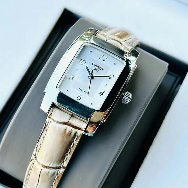 Đồng Hồ Nữ Tissot T-Trend T10 Diamond Mother of Pearl Stainless Steel Ladies Watch T073.310.16.116.01 Màu Nâu Trắng