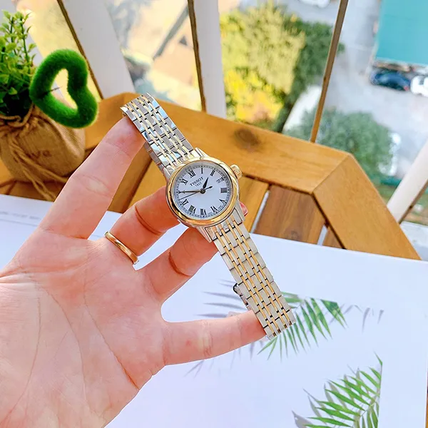 Đồng Hồ Nữ Tissot T085.210.22.013.00 Màu Vàng Bạc