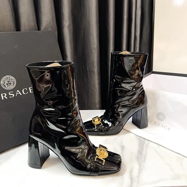 Giày Boot Nữ Versace Pre-Owned Leather In Black Màu Đen Size 35