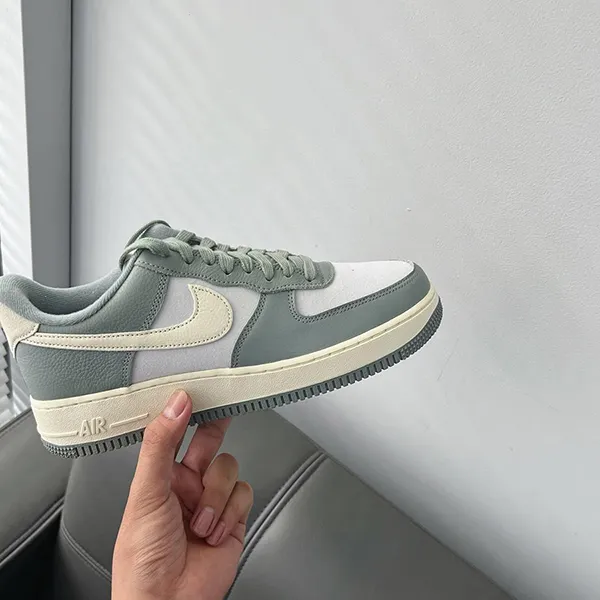 Giày Thể Thao Nike Air Force 1 Low 07 Lx Mica Green Coconut Milk DV7186-300 Màu Xanh Trắng Size 42.5